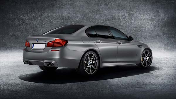 बर्थडे बॉय सचिन तेंदुलकर का शानदार सफर; मारुति 800 से फरारी मोडेना तक