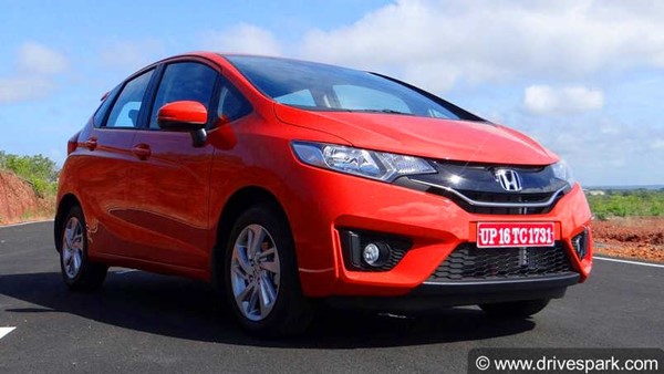 डीजल कार के फायदे और नुकसान; खरीदें या ना खरीदें?