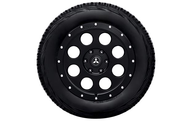 मित्सुबिशी ने अपनी पॉपुलर पजेरो का प्रोडक्शन बंद करने से पहले फाइनल एडिशन किया लॉन्च