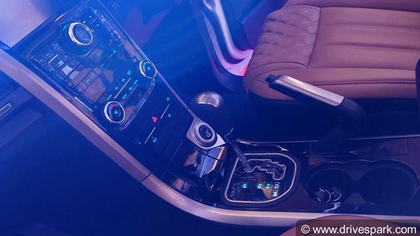 2018 महिंद्रा XUV500 से जुड़ी वो 5 खास बातें जो आपको जरूर जाननी चाहिए