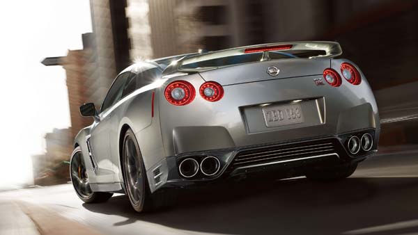 बर्थडे बॉय सचिन तेंदुलकर का शानदार सफर; मारुति 800 से फरारी मोडेना तक