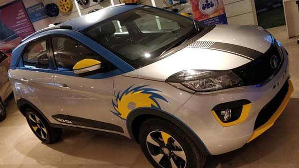 टाटा नेक्सॉन आईपीएल एडीशन हुई स्पॉट - देखें इसका फंकी लुक और जानें कीमत
