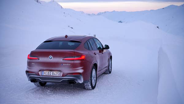 लॉन्च से पहले BMW X4 2nd जनरेशन की डिटेल्स लीक; जानें कब होगी लॉन्च और क्या है खुबियां
