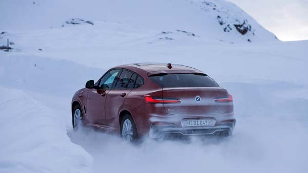 लॉन्च से पहले BMW X4 2nd जनरेशन की डिटेल्स लीक; जानें कब होगी लॉन्च और क्या है खुबियां