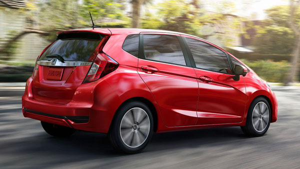 अरबपति, जो मामूली कारों से चलते हैं - मार्क जुकरबर्ग से वारेन बफेट तक