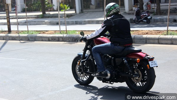 बाइक के टायर में नाइट्रोजन हवा भरने के फायदे