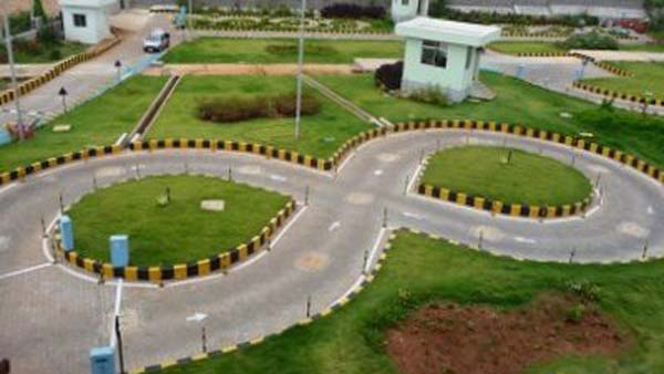 16-18 साल वालों को मिल सकता है 100 सीसी के गियरलेस स्कूटर चलाने का लाइसेंस