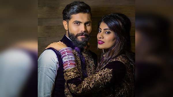 रविंद्रा जडेजा की वाइफ को इस पुलिस कॉन्सटेबल ने पीटा