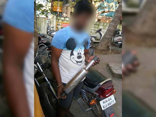 मॉडिफाइड साइलेंसर के खिलाफ जंग की तैयारी - बाइक की RC होगी कैंसिल मॉडिफाइड साइलेंसर के खिलाफ जंग की तैयारी - बाइक की RC होगी कैंसिल