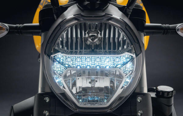 2018 डुकाटी मॉन्स्टर 821 BS-IV के साथ भारत में लॉन्च - जानें कीमत