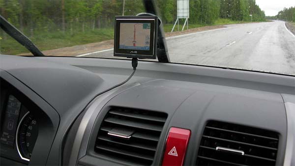 मॉनसून में रखें अपना और अपने कार का ख्याल - अपनाएं ये आसान टीप्स