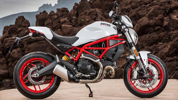 अपनी 25वीं सालगिरह पर डुकाटी ने लॉन्च की ये दमदार बाइक