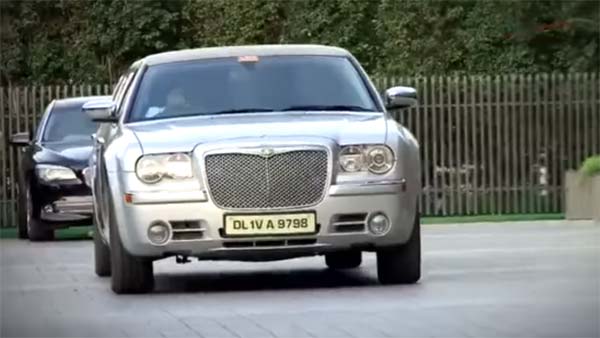 मात्र 10 हजार में बुक करें लिमोजिन