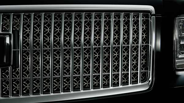 German Limos को चैलेंज देने आ रही है जापान की Toyota Century