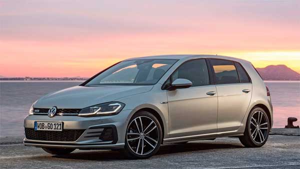 लॉन्च से पहले Volkswagen Golf GTD टेस्टिंग के दौरान हुई स्पॉट