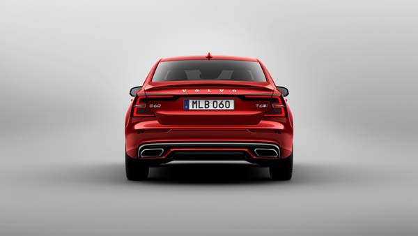 न्यू 2019 Volvo S60 Sports सिडैन अन्वेल - लेटेस्ट सेफ्टी फीचर से होगी लैस