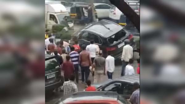 विडियो: एक्सीडेंट के बाद एक्टर सिद्धार्थ शुक्ला की BMW कार का चेहरा बिगड़ा