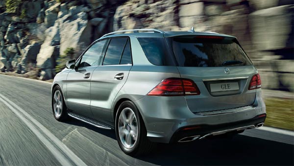 Gangs of Wasseypur की इस एक्ट्रेस ने खरीदी ब्रांड न्यू SUV Mercedes-Benz GLE