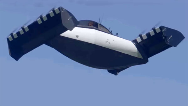 एक मामूली कार की कीमत में मिलेगी ये शानदार उड़ने वाली कार 'BlackFly' एक मामूली कार की कीमत में मिलेगी ये शानदार उड़ने वाली कार 'BlackFly'