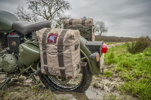 रॉयल एनफील्ड क्लासिक 500 पेगासस की ऑनलाइन सेल पोस्टपॉन्ड