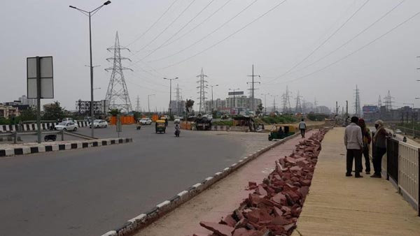 उद्घाटन के महज दो महिने में ही दिल्ली-मेरठ एक्सप्रेसवे में दरार