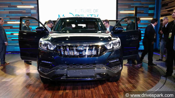 Y400 नाम से सामने आई महिंद्रा की मोस्ट अवेटेड प्रीमियम 7-सीटर SUV XUV700 