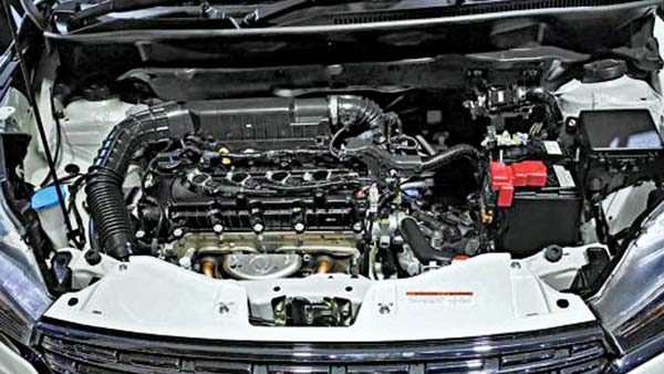 2018 मारुति सियाज फेसलिफ्ट का टीजर रीलिज - जल्द होगी लॉन्च