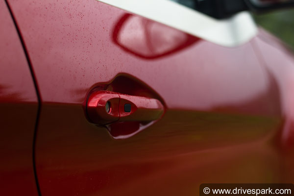 टाटा नेक्सन को मिला लेटेस्ट सॉफ्टवेयर अपेडट - देखें क्या होगा नया टाटा नेक्सन को मिला लेटेस्ट सॉफ्टवेयर अपेडट - देखें क्या होगा नया