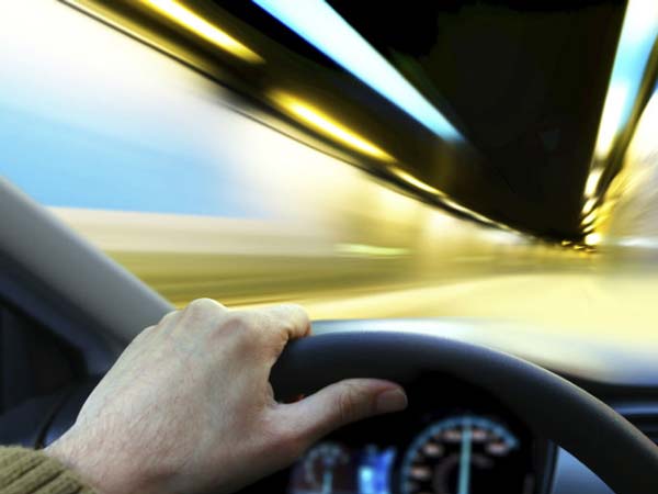 कैसे पायें इंटरनेशनल ड्राइविंग लाइसेंस, जानिए पूरी प्रक्रिया