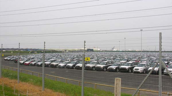 विदेश से कार और बाइक इम्पोर्ट करने के इन नियमों को जानकर हैरान हो जायेंगे