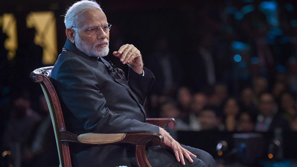 करोड़पति नरेंद्र मोदी के पास नहीं है अपनी खुद की कार