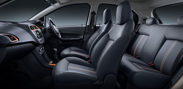 Tata Tiago NRG Top Features: जानिए उन फीचर्स के बारे में जो इस कार को बनाते हैं खास