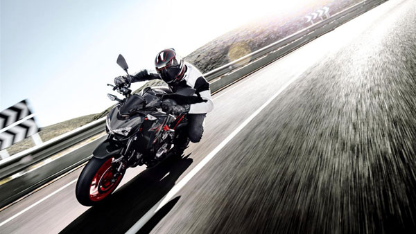 2019 कावासाकी Z900 भारत में लॉन्च - कीमत 7.68 लाख