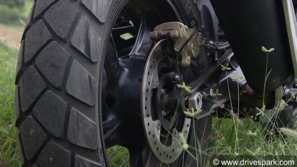 BMW G 310 GS Review — कम्फर्ट और फन का बेजोड़ मेल