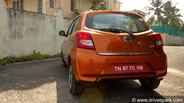 2018 Datsun GO Review — आपकी जेब पर बोझ बढ़ाये बिना ही जरुरतों को पूरा करने वाली कार 