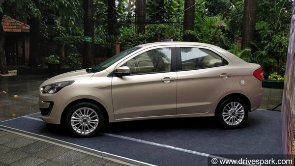 5.55 लाख रुपए की शुरुआती कीमत के साथ नई फोर्ड एस्पायर भारत में लॉन्च - मारुति डिजायर को देगी टक्कर