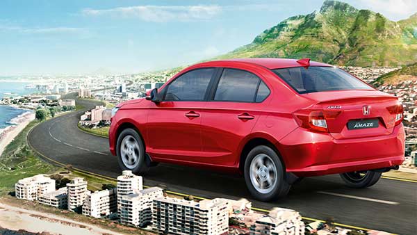 होंडा अमेज की सेल 50,000 यूनिट पहुंचने के करीब - मारुति डिजायर को छोड़ सकती है पीछे होंडा अमेज की सेल 50,000 यूनिट पहुंचने के करीब - मारुति डिजायर को छोड़ सकती है पीछे