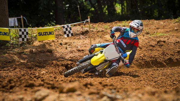 सुजुकी ने भारत में उतारी दो दमदार ऑफ-रोडर, नाम है RM-Z250 और RM-Z450