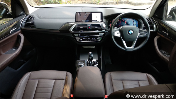 नई बीएमडब्ल्यू एक्स3 एक्स ड्राइव 20डी रिव्यू — जानिए इस एसयूवी में क्या है खास?