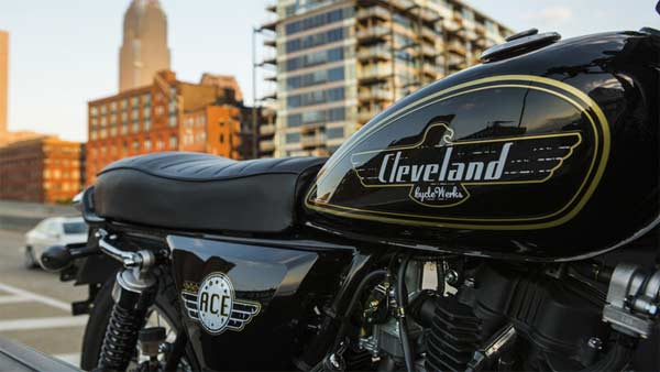 क्लीवलैंड एस डीलक्स की कीमतों में 38,000 रुपए की भारी कटौती - जानें क्या खास है इस बाइक में क्लीवलैंड एस डीलक्स की कीमतों में 38,000 रुपए की भारी कटौती - जानें क्या खास है इस बाइक में