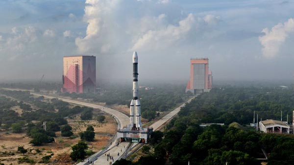 इसरो ने लांच किया जीसैट-7ए सैटेलाइट, बढ़ेगी वायुसेना की ताकत इसरो ने लांच किया जीसैट-7ए सैटेलाइट, बढ़ेगी वायुसेना की ताकत