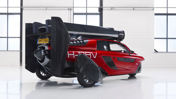 Pal-V flying car: हवा में उड़ने वाली कार की प्री-बुकिंग हुई शुरू, जानिए क्या है इसमें खास