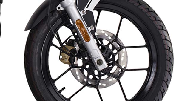 अप्रिलिया की एंट्री लेवल बाइक एसटीएक्स 150 हुई स्पॉट, क्या भारत में होगी लांच?