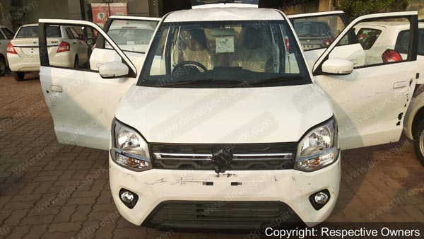 हुंडई सैंट्रो के टक्कर में आ रही है नई मारुति वैगनआर - नई तस्वीरें आईं बाहर