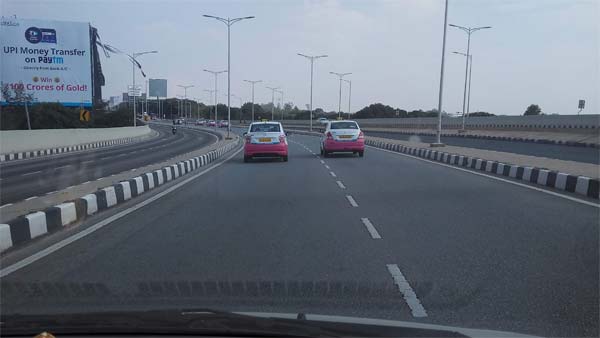 केवल महिलाएं: बेंगलुरु एयरपोर्ट पर शुरू हुई नई टैक्सी सर्विस