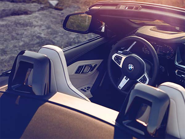 BMW Z4 Roadster भारत में जल्द ही होगी लॉन्च, रजिस्ट्रेशन हुआ शुरु