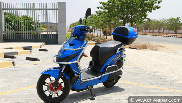 अवान मोटर्स Xero+ रिव्यू - जानिये इस इलेक्ट्रिक स्कूटर के खास फीचर्स