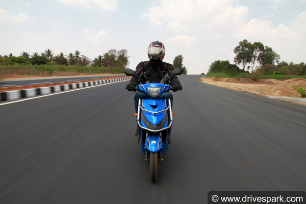 अवान मोटर्स Xero+ रिव्यू - जानिये इस इलेक्ट्रिक स्कूटर के खास फीचर्स