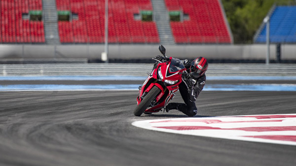 होंडा ने लॉन्च किया नया CBR650R, कीमत 7.70 लाख रुपयें से शुरु