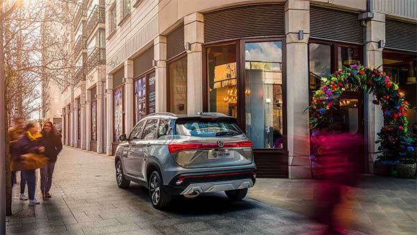 एमजी मोटर ने पेश की हेक्टर, होगी देश की पहली इंटरनेट कार, जानिये खूबियां